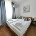 L&l 1 Апартаменты Бол