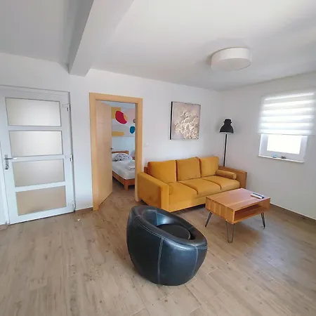 Apartment L&l 1
