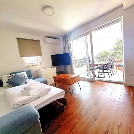 Apartment L&l 1 Bol
