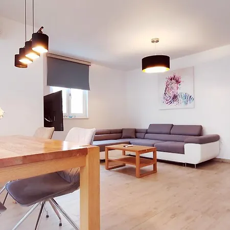 L&l 1 Apartment Bol