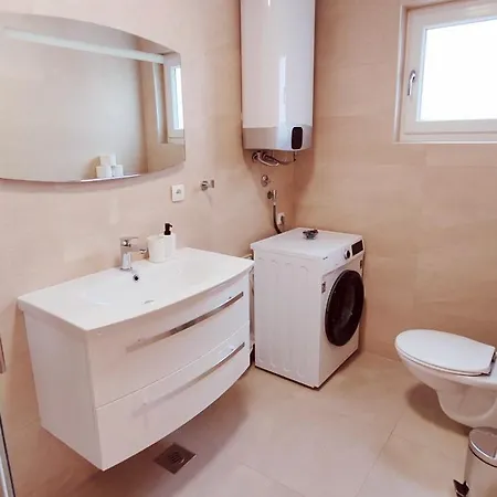 Apartment L&l 1 Bol